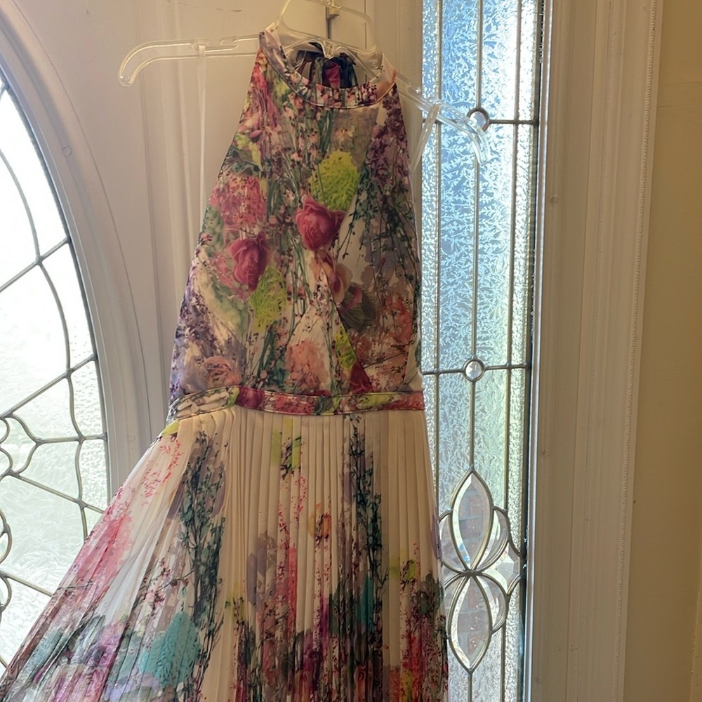 Floral Halter Maxi Gown - Picture 5 of 8
